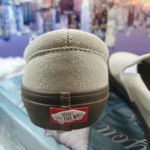 Vans Oatmeal Gum Slip-on 😋 - Picture 4 of 12